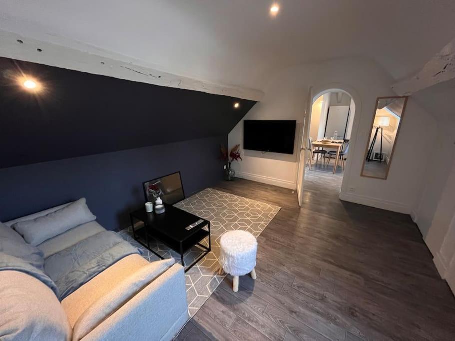 Appartement Avec Terrasse En Plein Coeur De Vernon Vernon  Εξωτερικό φωτογραφία